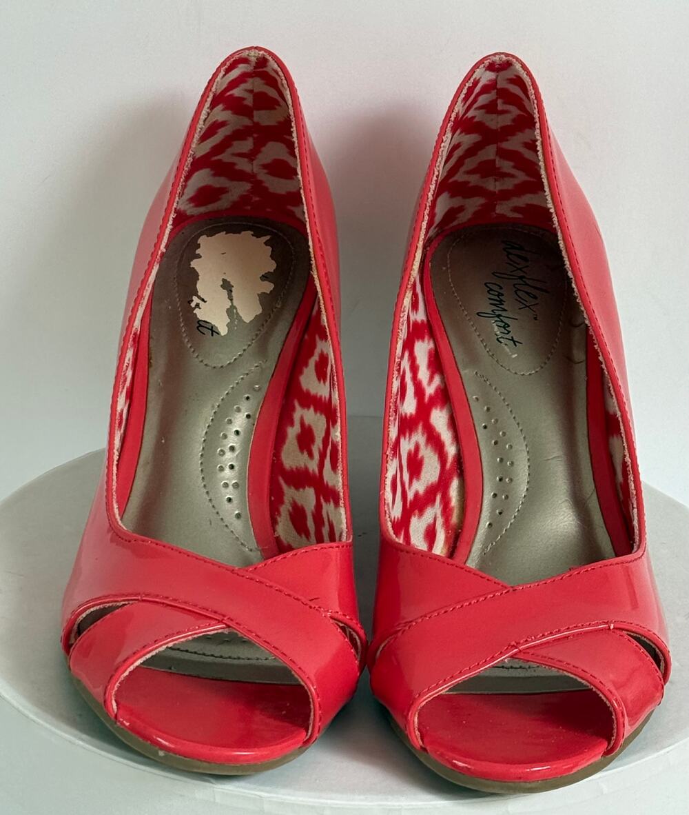 Dexflex Comfort Coral Pink Patent Espadrille Wedge Peep Toe Barbiecore Size 8